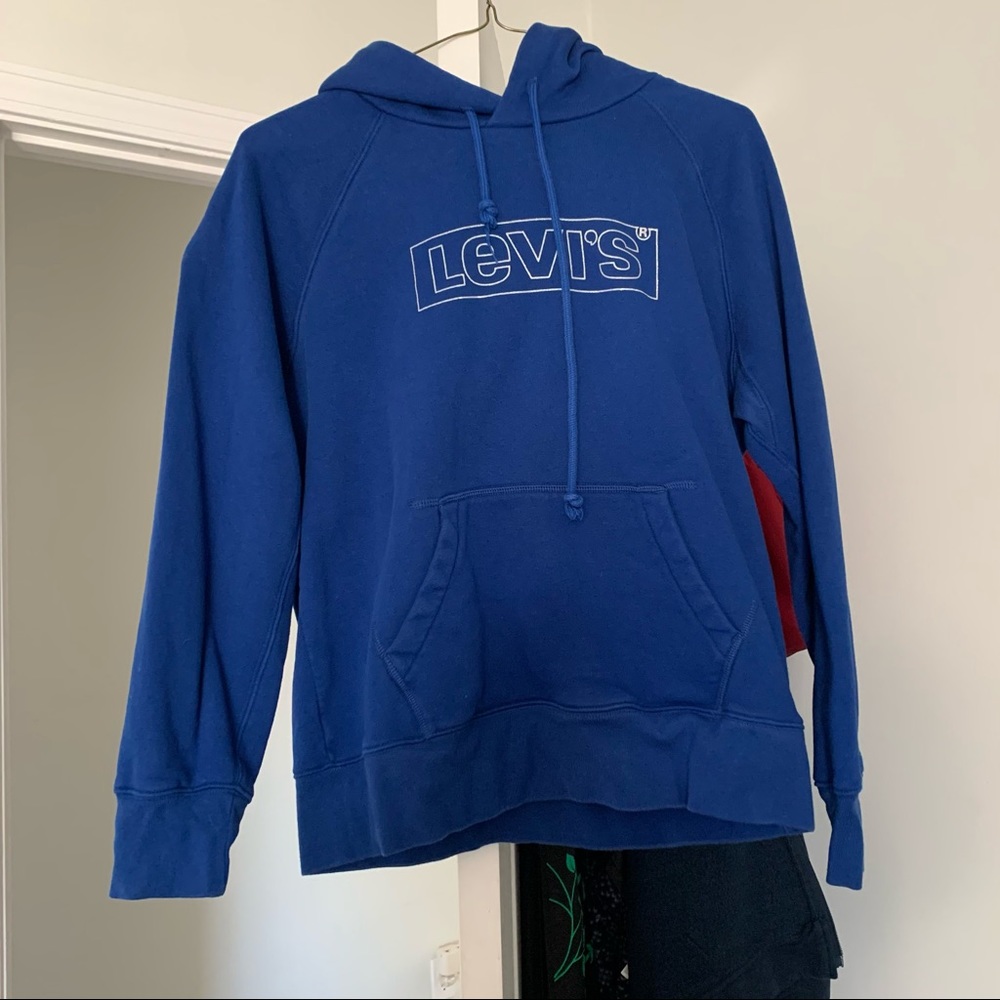 levi’s hoodie